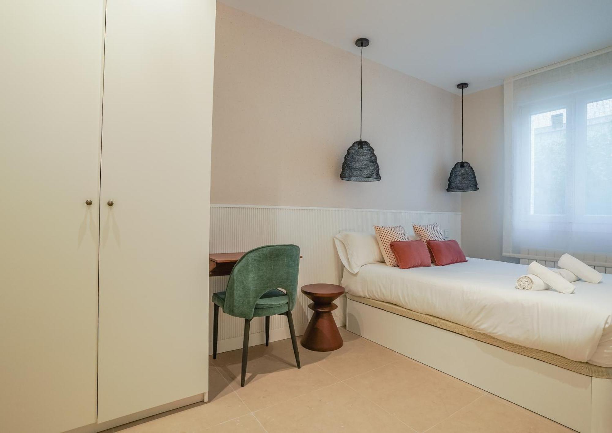 Modern Apartment-2Bedrooms 1Bath-Cuatro Caminos Madrid Exteriör bild