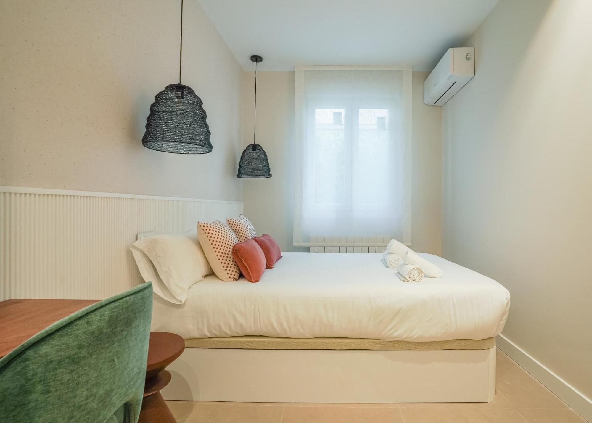 Modern Apartment-2Bedrooms 1Bath-Cuatro Caminos Madrid Exteriör bild